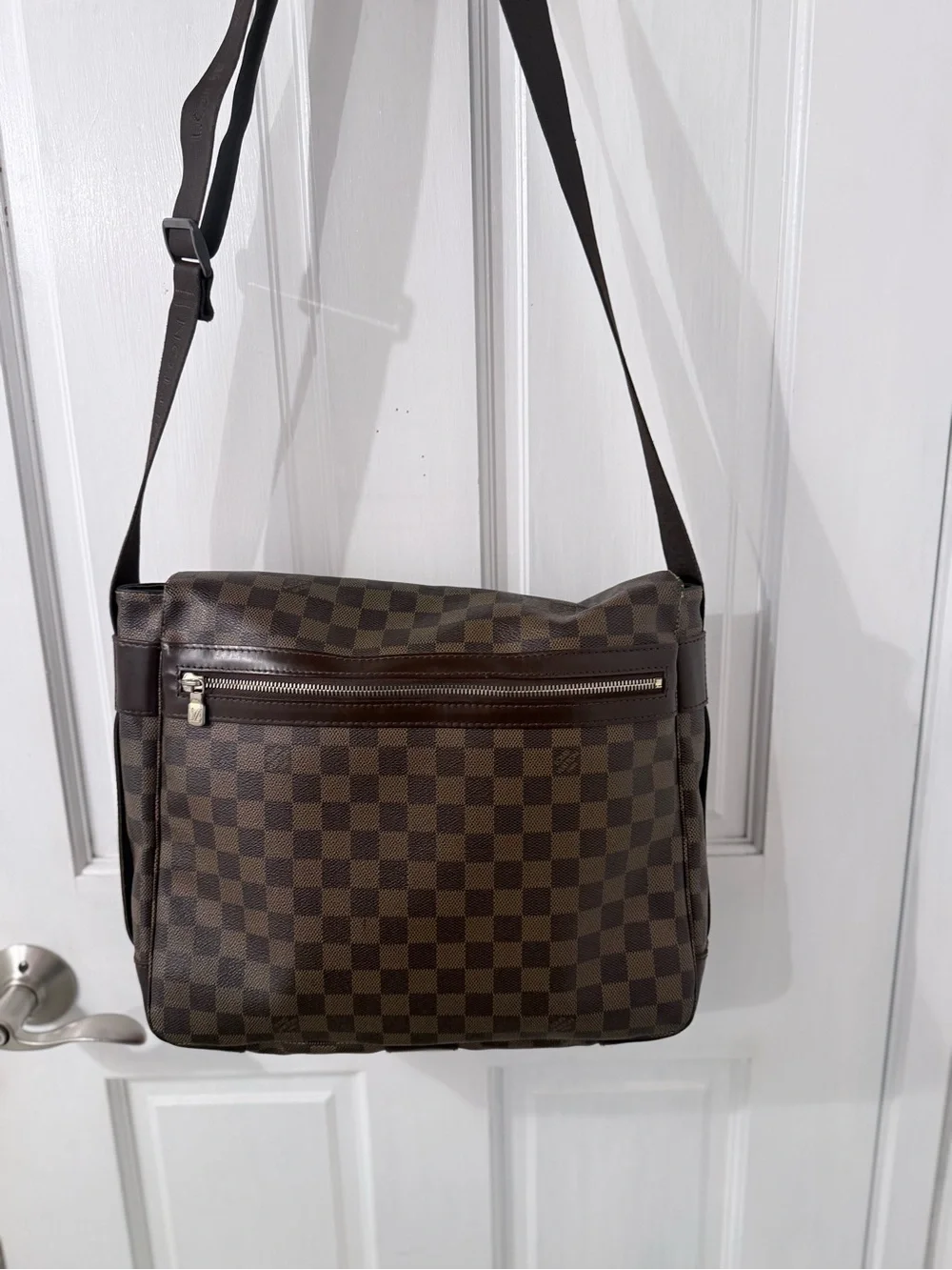 Louis Vuitton Damier Ebene Bastille Messenger Bag
